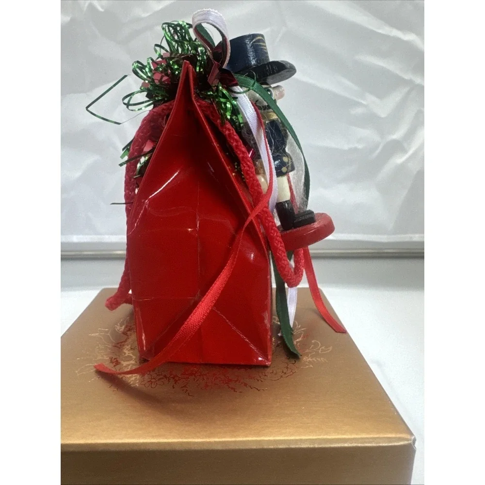 LA‎ Tunes Collection Music Box Ornament - plays 